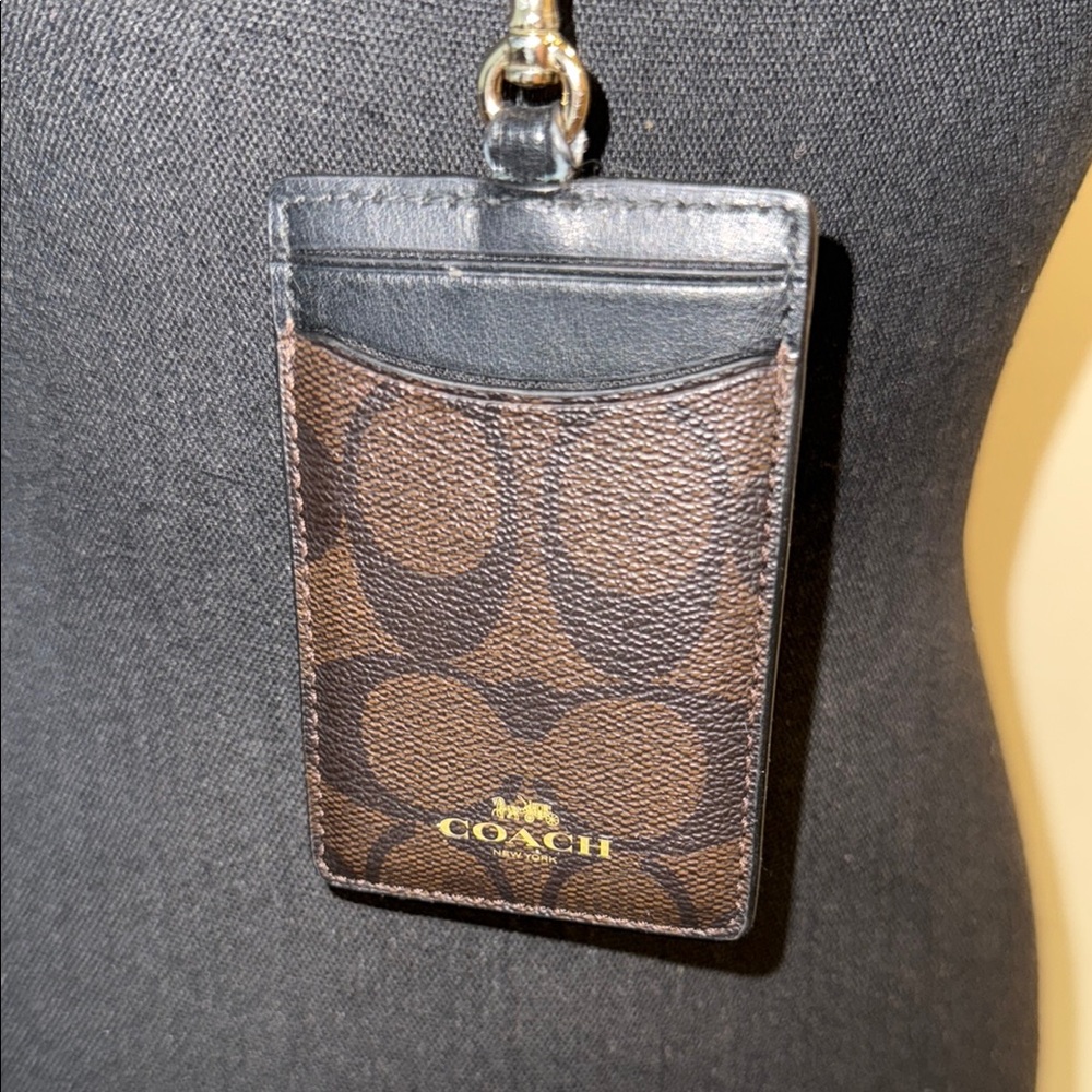 Coach Signature Brown and Black Card Holder